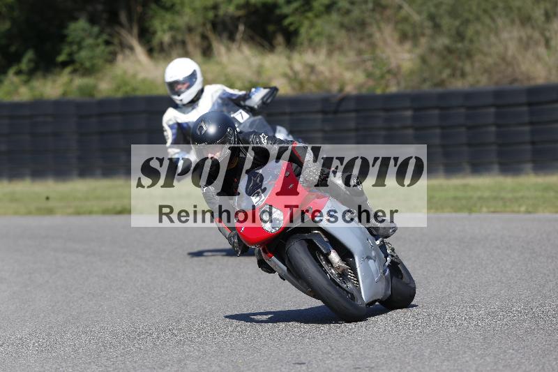 /Archiv-2025/49 26.08.2025 Cornu Master School ADR/gruen-vert/3